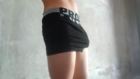 enri60793737 online show from October 26, 6:40 pm