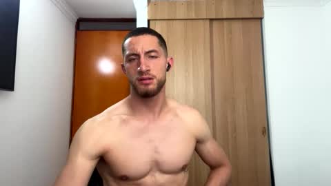 enzo_savage online show from February 5, 9:40 pm