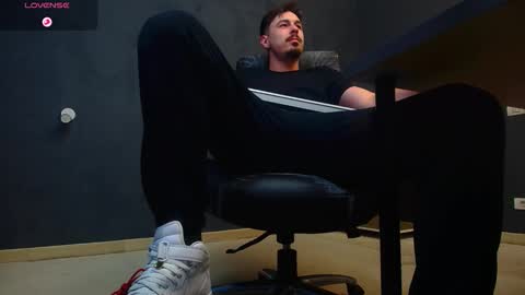 EnzoRace online show from October 22, 4:48 am