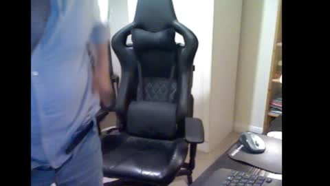 erasmus_d online show from October 22, 5:47 pm