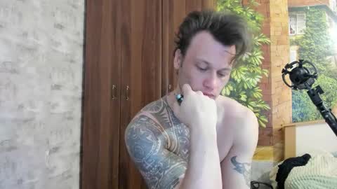 Eric online show from November 11, 2:36 am