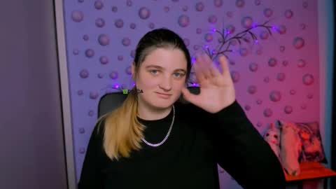 your dear Erica  online show from January 6, 8:46 pm