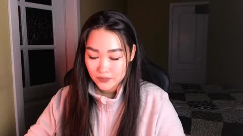 Snapshot of erica_wayne chatting on January 7, 2:41 pm Erica Wayne online show from January 7, 2:41 pm