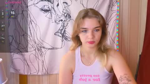 Erica Winterr online show from February 9, 4:49 am