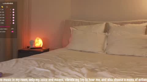 Call me Erica online show from November 10, 2:31 pm