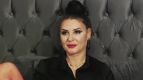 Erica online show from January 10, 7:43 pm