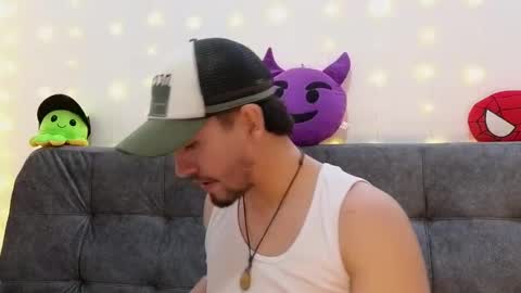 ERICK online show from February 1, 1:02 am