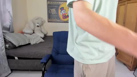 Snapshot of erick_de_rossee chatting on October 30, 7:58 pm erick_de_rossee online show from October 30, 7:58 pm