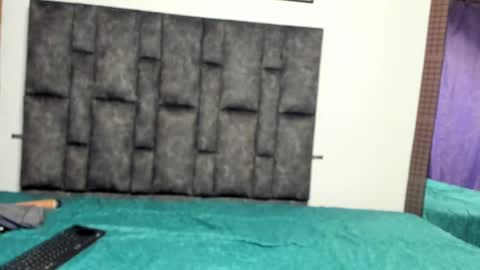 Erick online show from February 5, 12:53 am