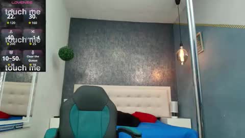   online show from March 24, 3:23 am