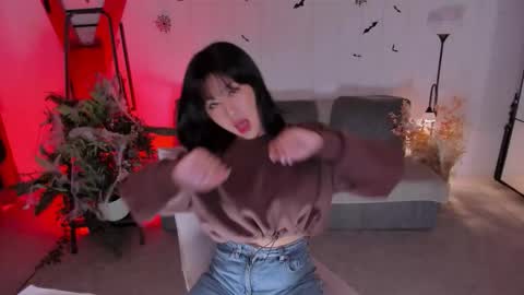 erika_kim online show from October 26, 5:52 am