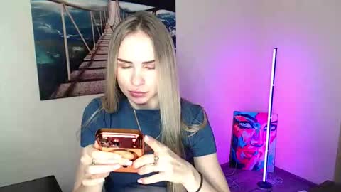 Erika online show from March 30, 12:05 pm