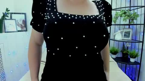 Adelina online show from November 2, 1:27 am