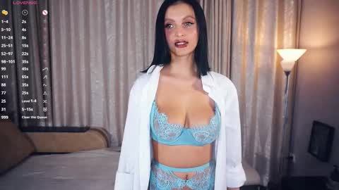Snapshot of erlinefairall chatting on October 14, 7:28 pm Erline and Monica online show from October 14, 7:28 pm