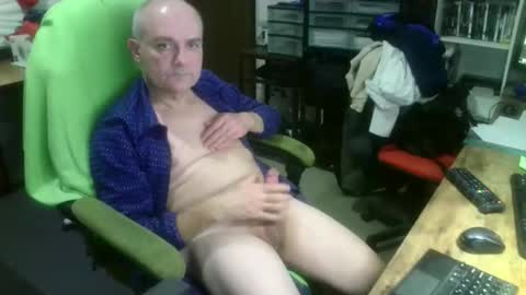 ernello online show from November 11, 10:56 pm