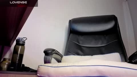 ernesto rodriguez 82 online show from March 17, 5:45 am