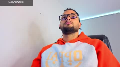 ernesto rodriguez 82 online show from April 16, 4:51 pm