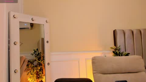 eros_becker_ online show from April 8, 4:59 am