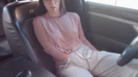 Melissa   online show from October 14, 11:46 am