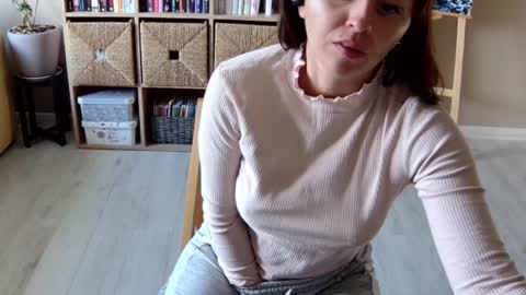 Melissa   online show from October 6, 10:11 am