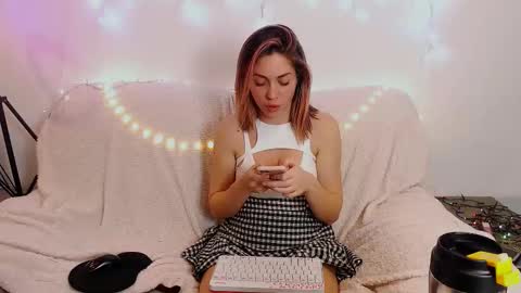 LylaXXX online show from February 4, 5:01 pm