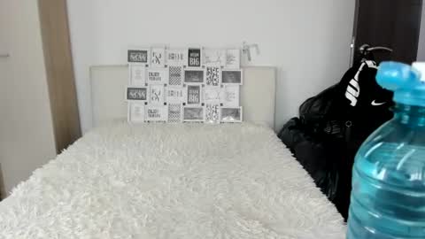 eroticsensualkitty4u online show from June 13, 11:20 am
