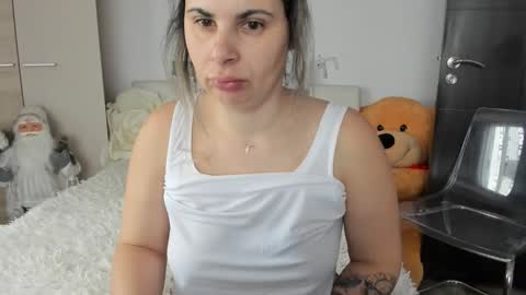 eroticsensualkitty4u online show from February 16, 7:28 am