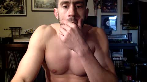 esdee420 online show from February 15, 7:01 pm