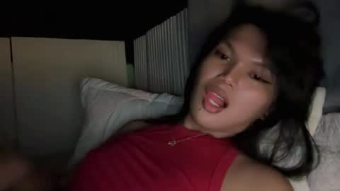 Chelliane online show from November 10, 5:43 am