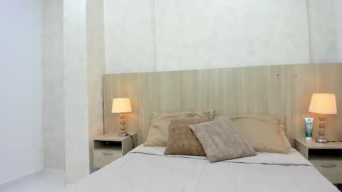 Esmeralda online show from November 30, 7:54 pm