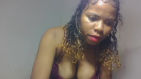 esmeraldae online show from October 5, 10:17 pm