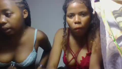 esmeraldae online show from October 6, 10:27 pm