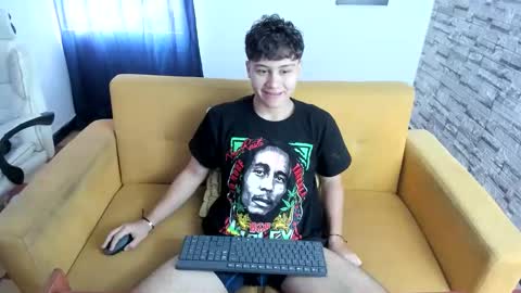 Esteban Rios online show from November 29, 1:30 pm