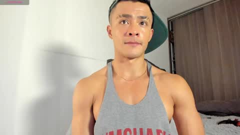 ESTEBAN online show from March 25, 10:38 pm