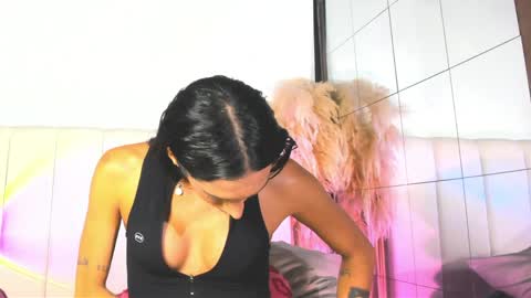 Estefa G online show from April 14, 12:36 am