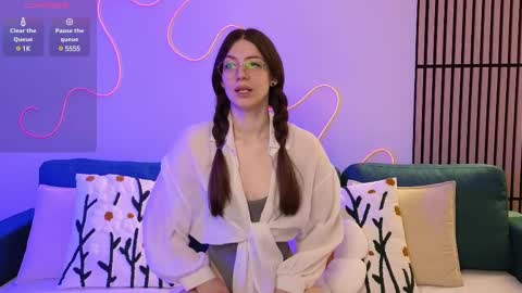 Ester online show from February 23, 9:48 pm