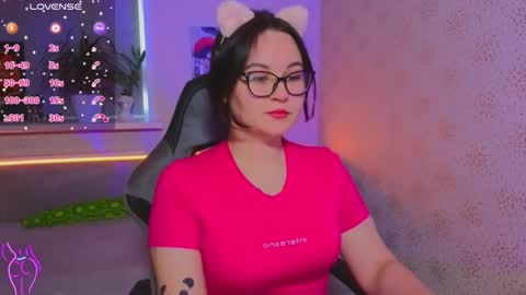Snapshot of esterplayful chatting on October 14, 9:12 am EsterPlayful online show from October 14, 9:12 am