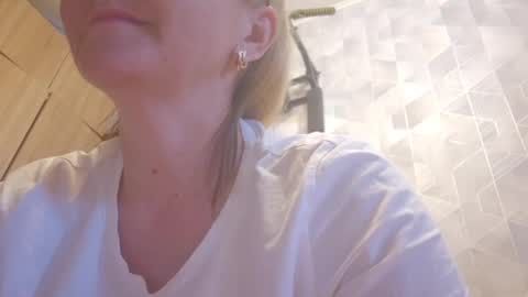 estrellawalters online show from May 28, 11:08 am