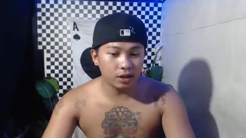 im esward tynn online show from December 14, 5:02 am