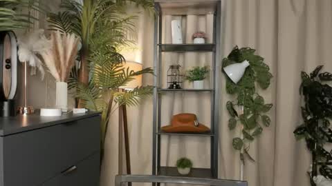 Natalie online show from September 28, 6:11 am