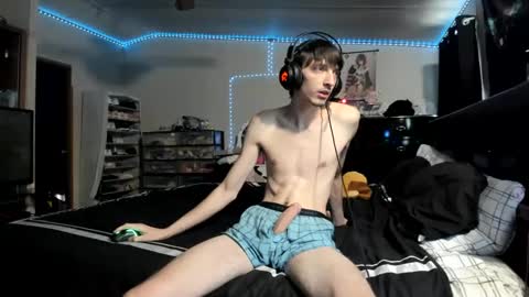 ethan_ford online show from December 28, 5:14 pm