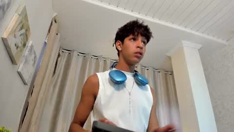 Ethan online show from July 5, 10:06 pm