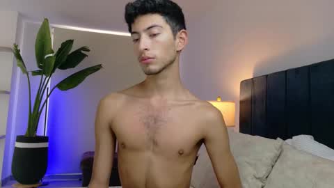 Joan online show from February 25, 7:28 pm