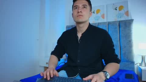 ethanconnor_ online show from September 29, 12:37 pm