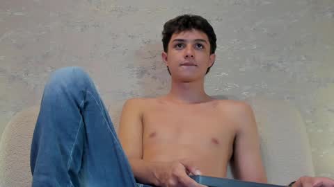 ethanlowell online show from March 9, 2:50 am