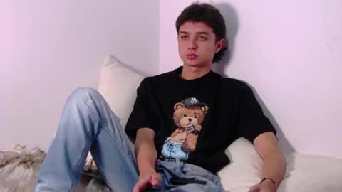 ethanlowell online show from February 13, 8:03 pm