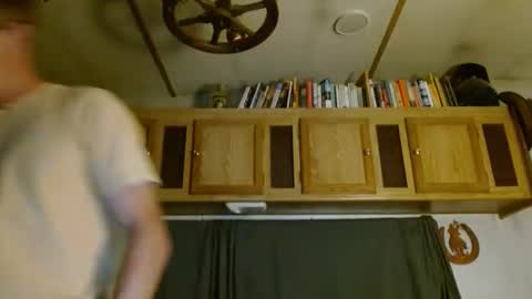 ethansteelexxx2 online show from April 2, 1:57 am