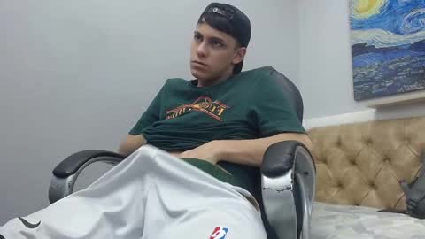 ethanx18 online show from May 12, 3:59 am