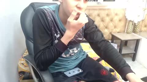 ethanx18 online show from May 29, 3:48 am