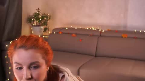 Lillie here and its my first day online show from November 22, 1:42 pm